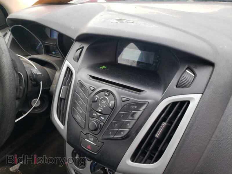 2012 Ford FOCUS (VIN 1FAHP3F24CL256630) — фото 9 из 10