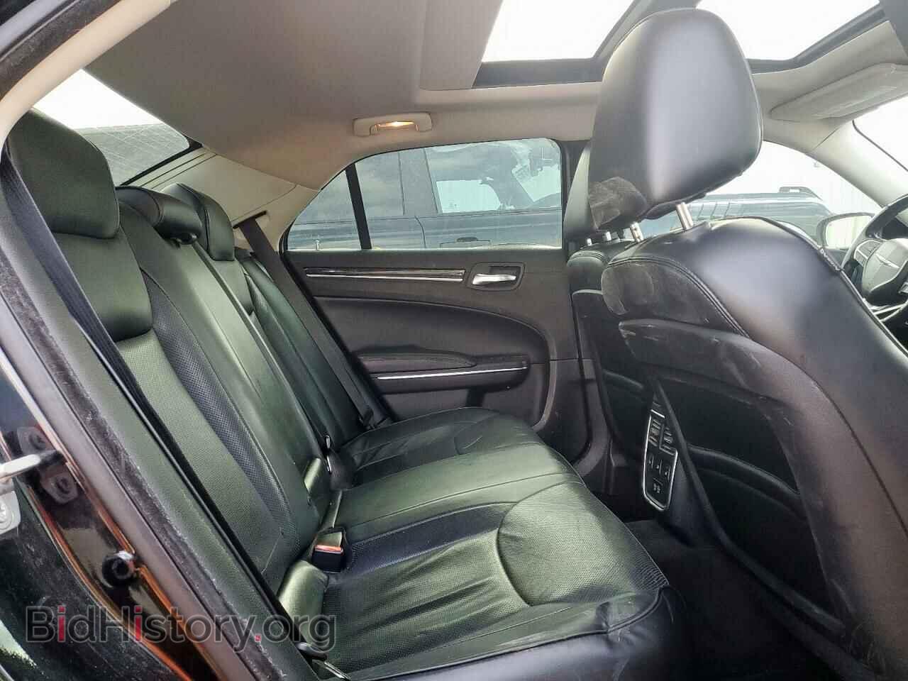 2016 CHRYSLER 300 - VIN: 2C3CCAEG8GH324629 - Фото 10