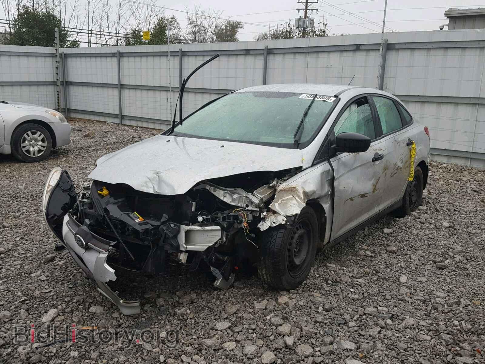 2012 FORD FOCUS - VIN: 1FAHP3E20CL464781 - Фото 2