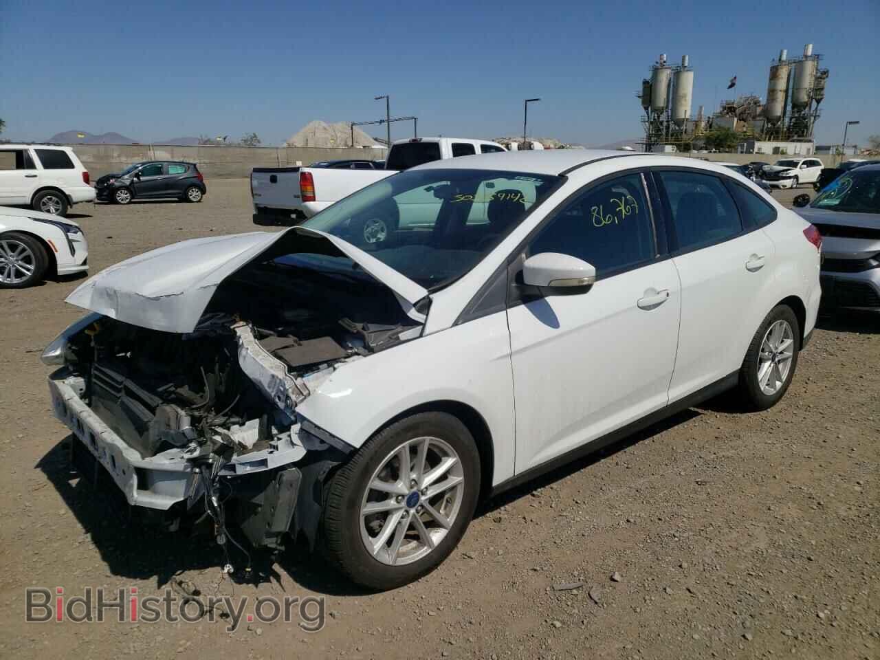 2017 FORD FOCUS - VIN: 1FADP3F22HL217346 - Photo 2