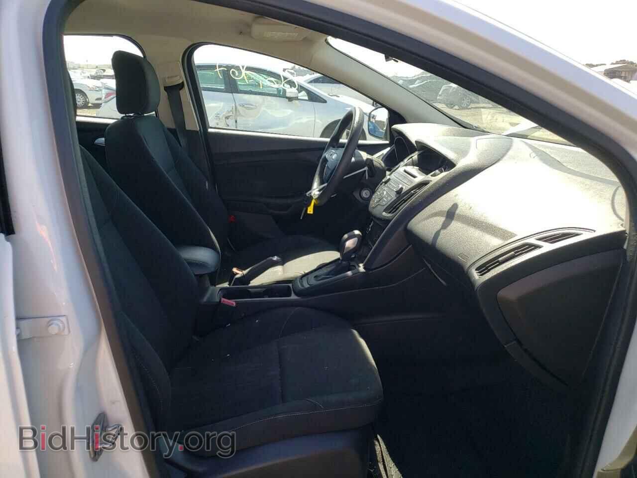 2017 FORD FOCUS - VIN: 1FADP3F22HL217346 - Photo 5
