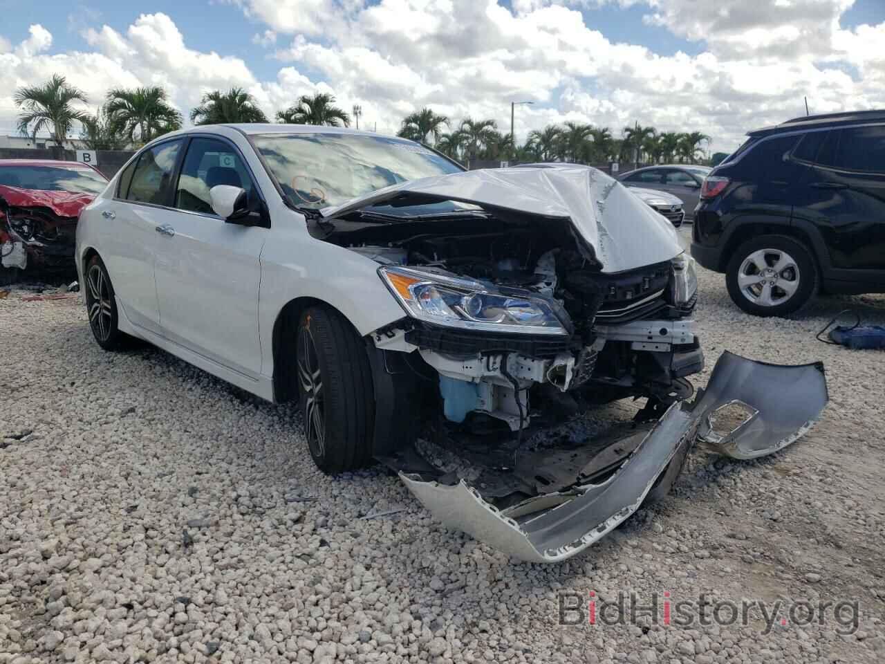 Photo 1HGCR2F59HA106617 - HONDA ACCORD 2017