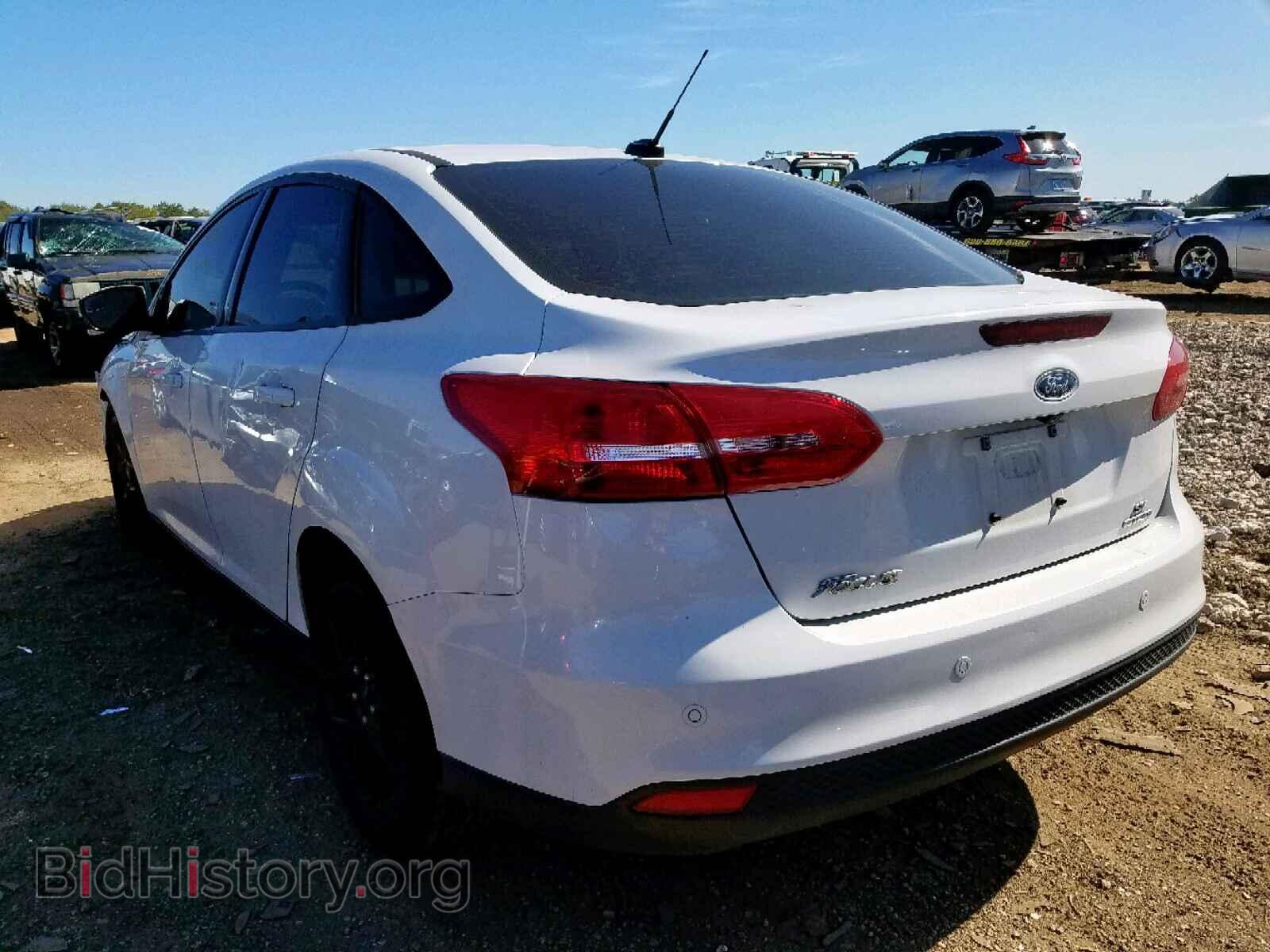 2016 FORD FOCUS SE - VIN: 1FADP3F21GL266679 - Фото 3