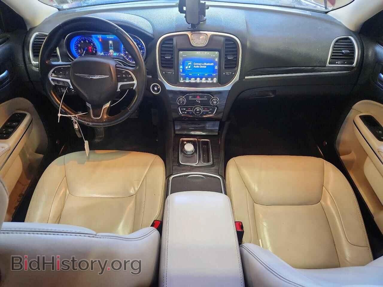 2016 CHRYSLER 300 - VIN: 2C3CCARG8GH217090 - Фото 8