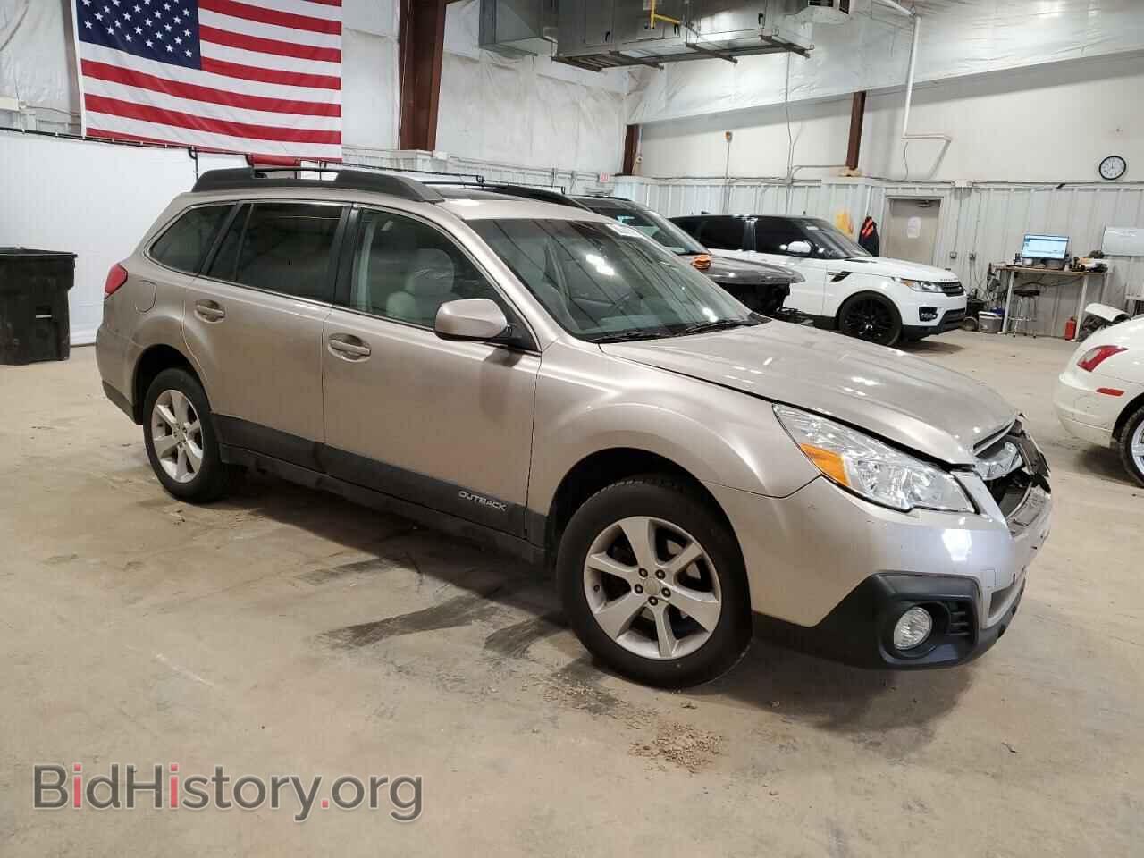 2014 SUBARU OUTBACK - VIN: 4S4BRCDC8E3283947 - Photo 4