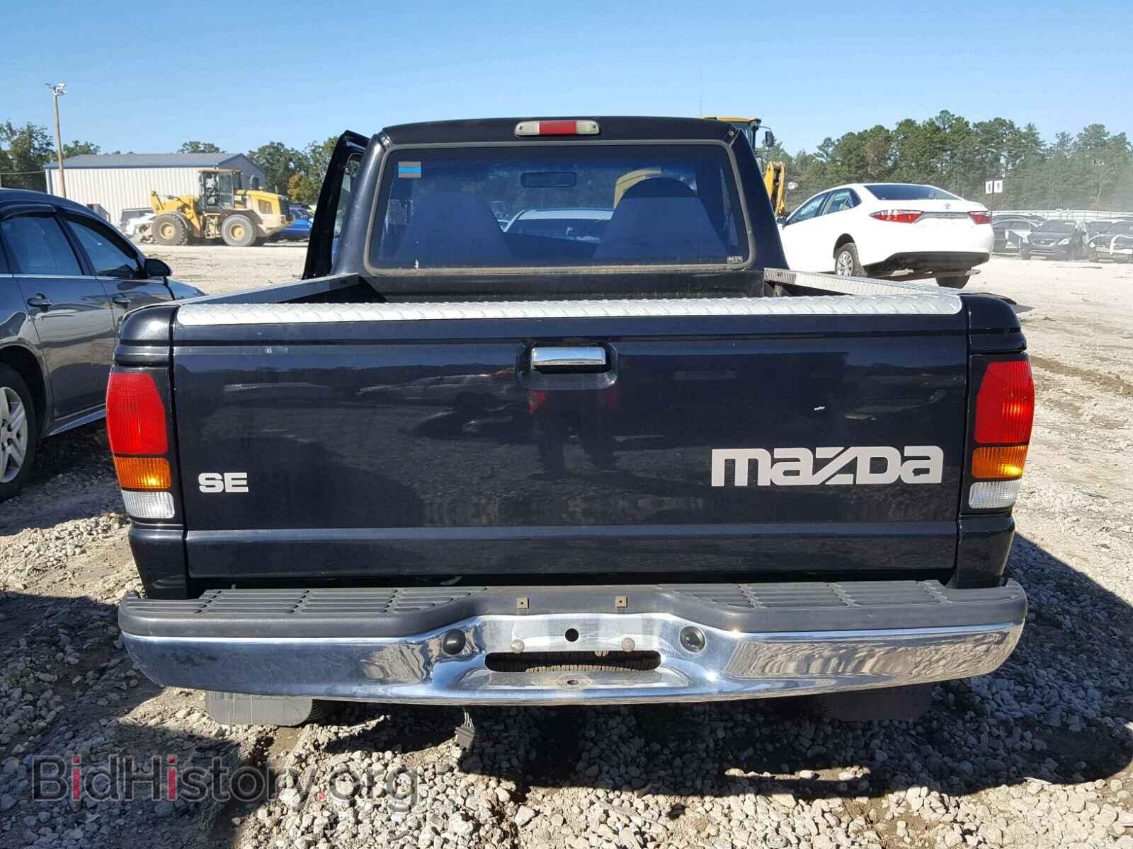 2000 MAZDA B2500 - VIN: 4F4YR12C4YTM32808 - Photo 9
