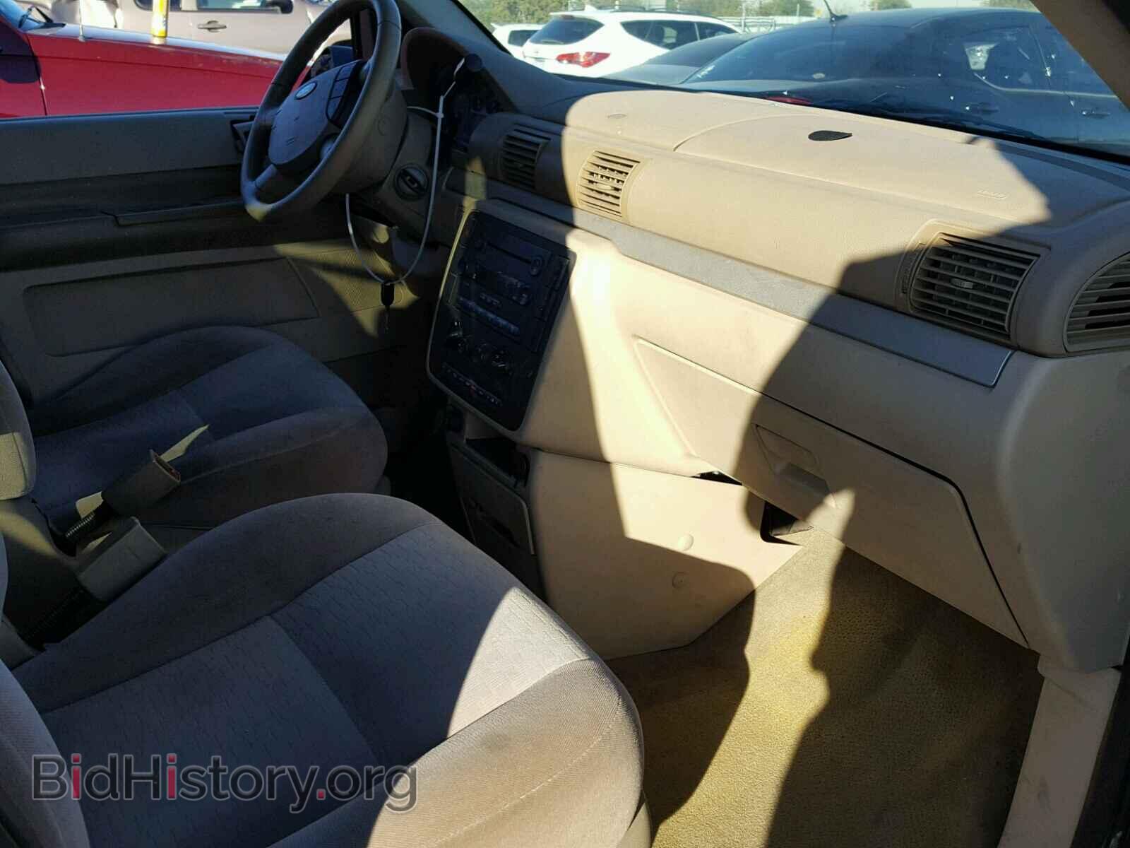 2005 FORD FREESTAR - VIN: 2FMZA51675BA69404 - Фото 5