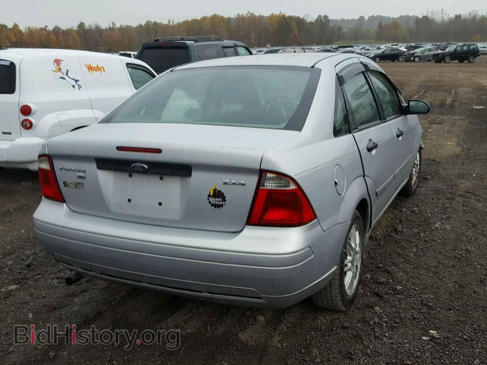 2005 FORD FOCUS - VIN: 1FAFP34N65W270826 - Фото 4
