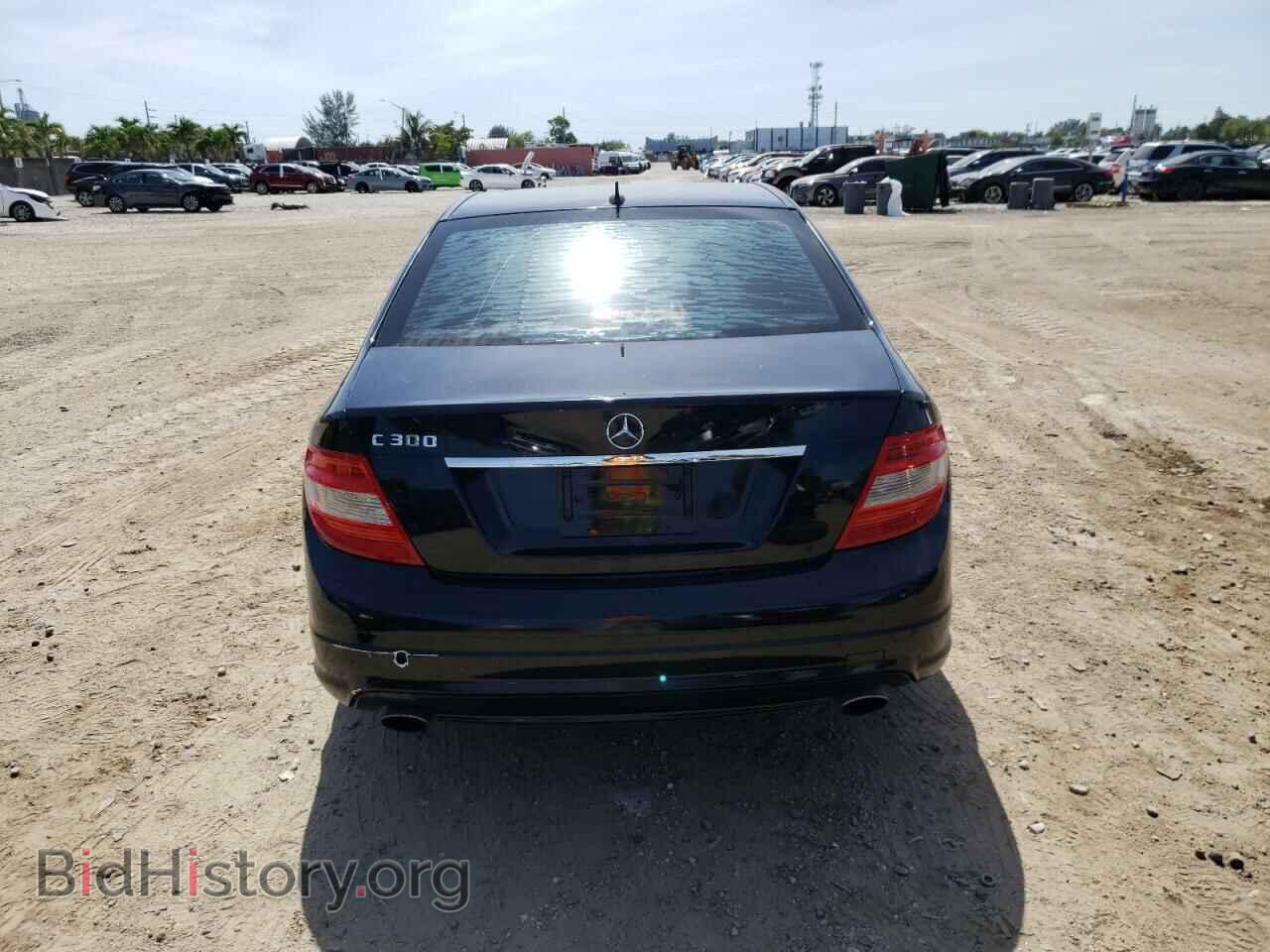 2011 MERCEDES-BENZ C-CLASS - VIN: WDDGF5EB4BF644062 - Фото 6