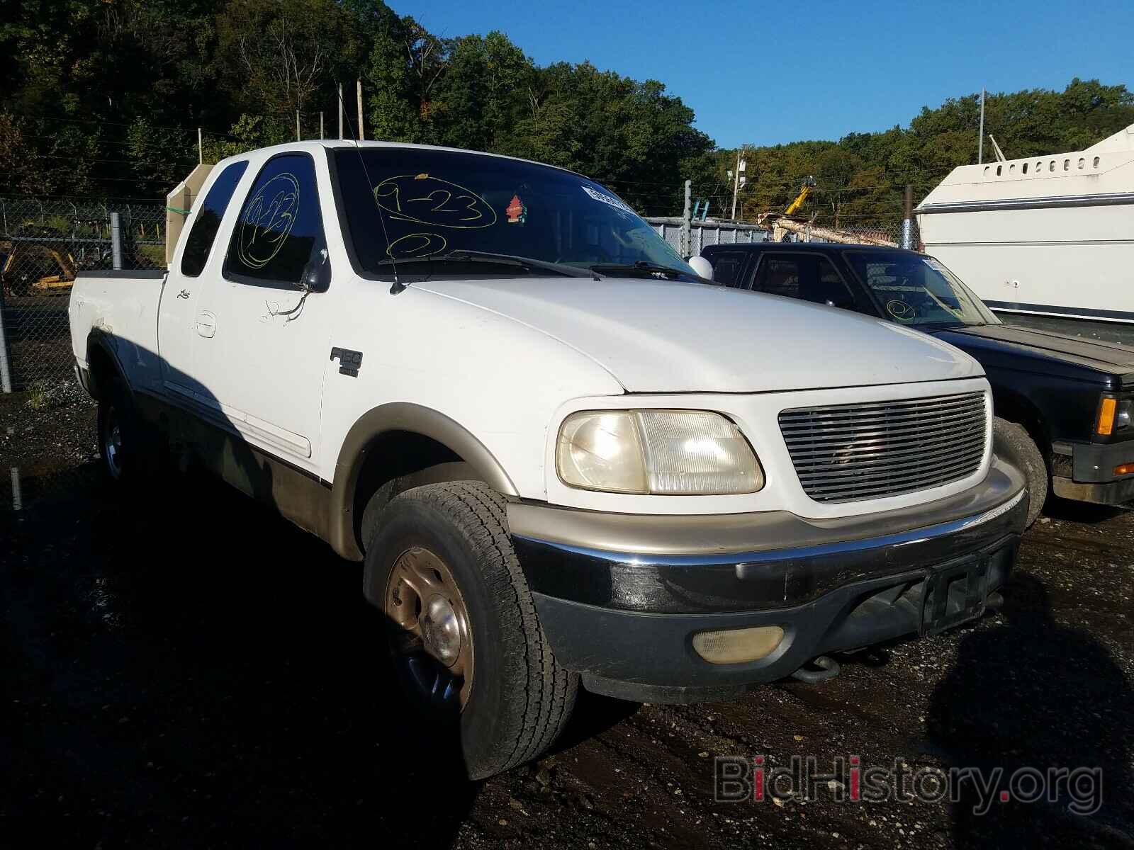 Photo 1FTRX18L8YNB00546 - FORD F150 2000