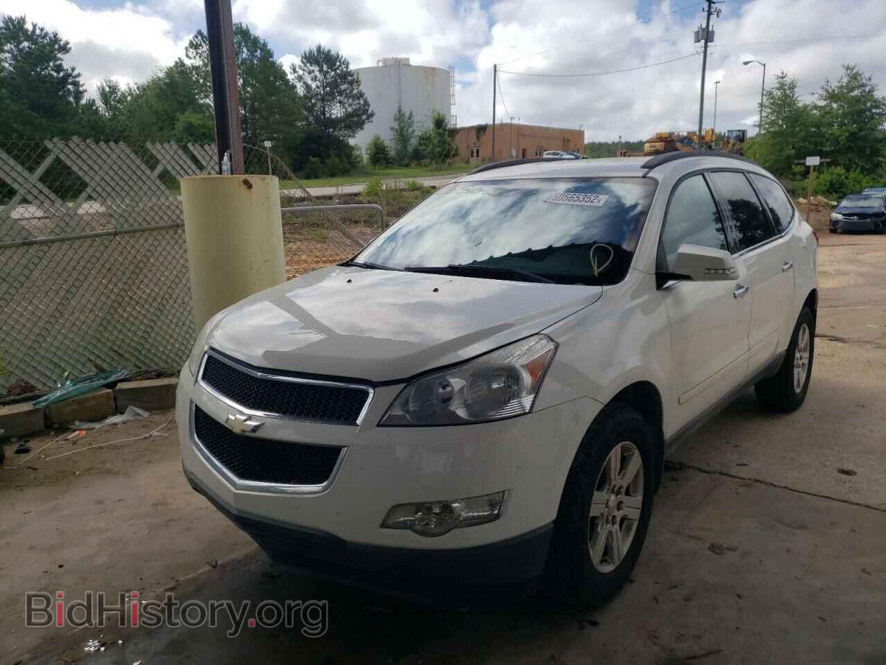 2012 CHEVROLET TRAVERSE - VIN: 1GNKRJED2CJ225932 - Фото 2
