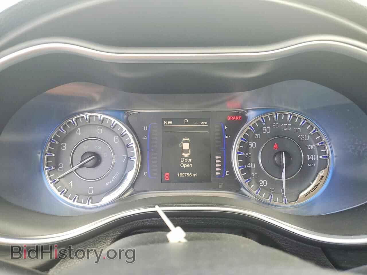 2015 CHRYSLER 200 - VIN: 1C3CCCABXFN602507 - Фото 9