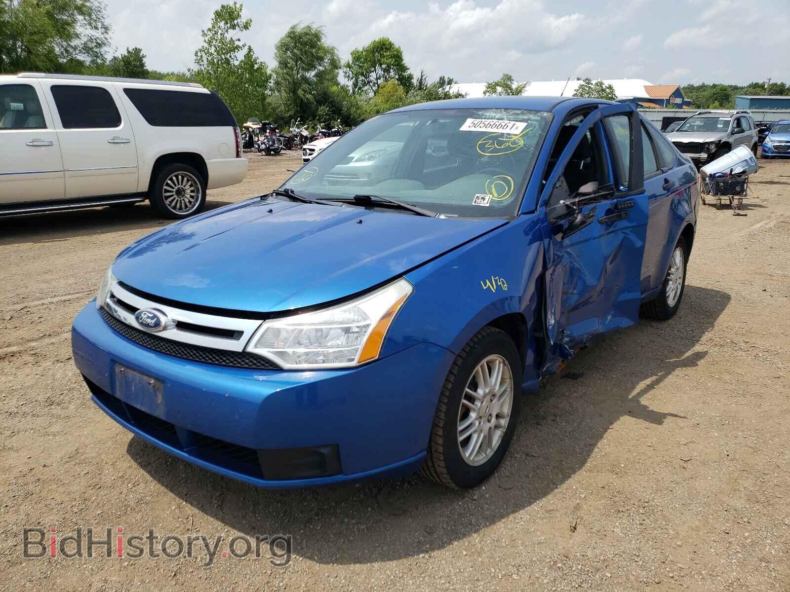 2011 FORD FOCUS - VIN: 1FAHP3FN8BW176352 - Фото 2