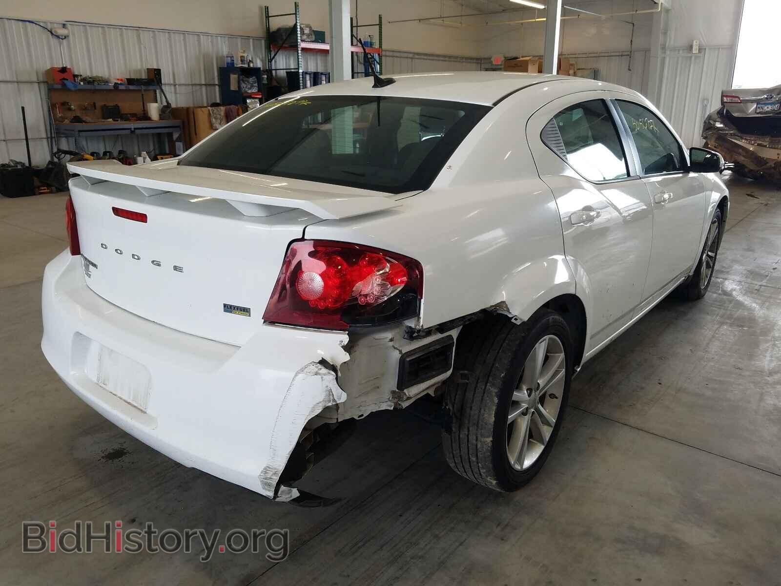 2011 DODGE AVENGER - VIN: 1B3BD1FG1BN586576 - Photo 4