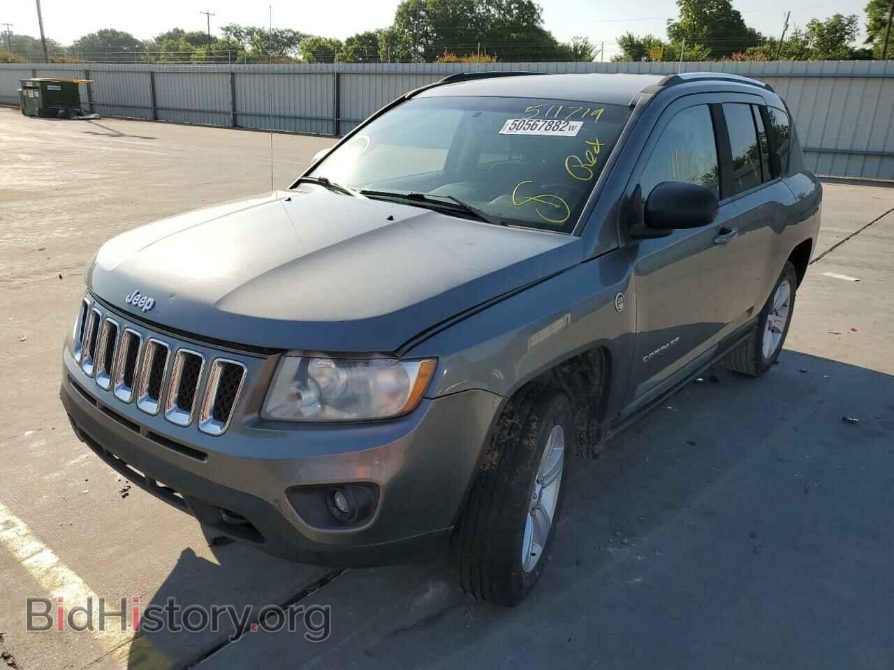 2012 JEEP COMPASS - VIN: 1C4NJDEB3CD511719 - Photo 2