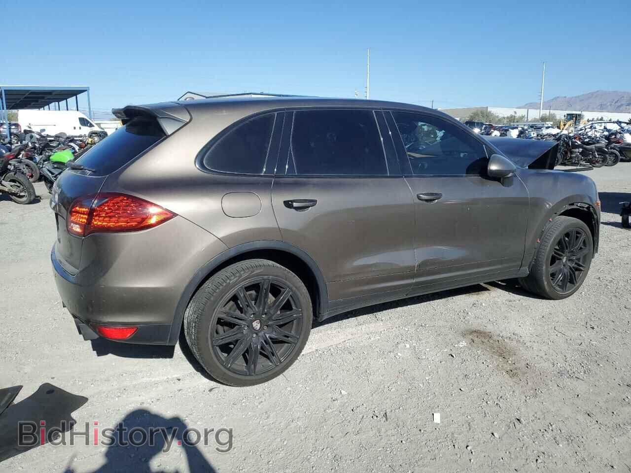 2011 PORSCHE CAYENNE - VIN: WP1AA2A20BLA03588 - Photo 3