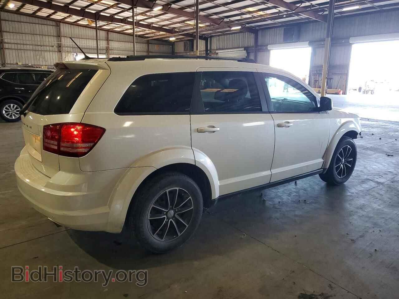 2017 DODGE JOURNEY - VIN: 3C4PDCAB8HT636863 - Фото 3