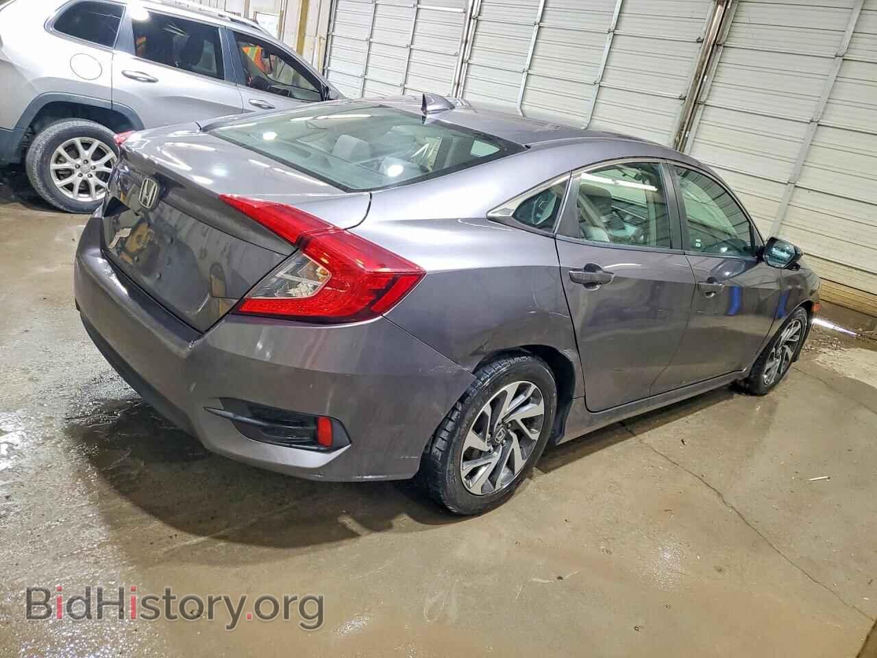 2018 HONDA CIVIC - VIN: 19XFC2F79JE014540 - Фото 3