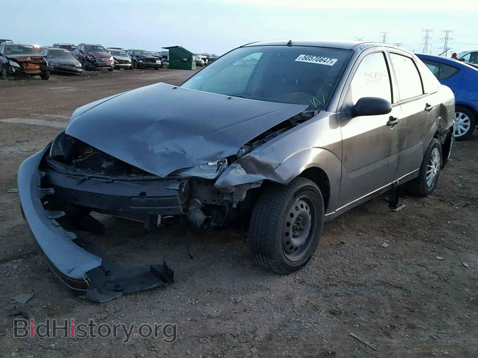 2007 FORD FOCUS - VIN: 1FAFP34N47W287045 - Фото 2