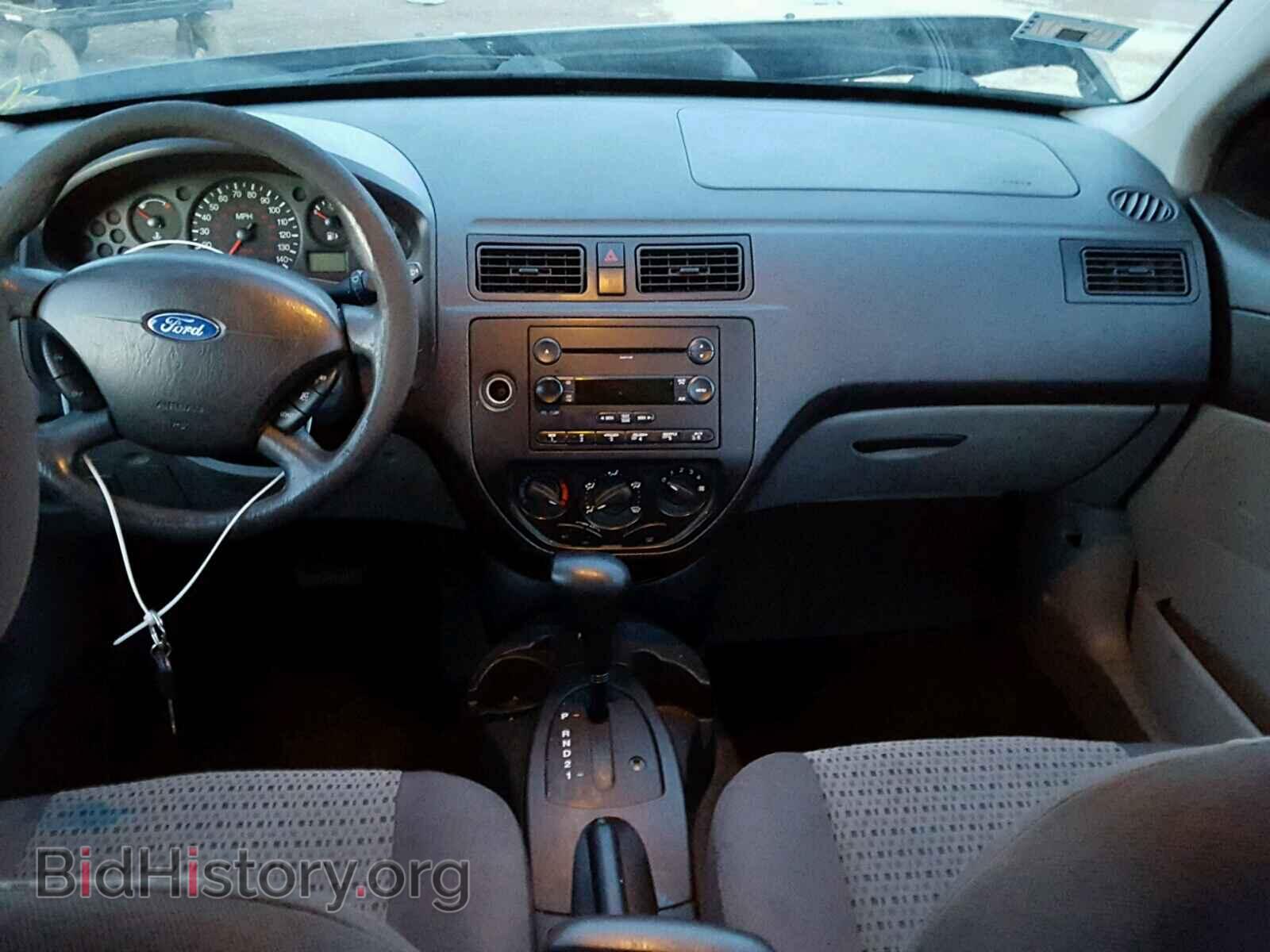 2007 FORD FOCUS - VIN: 1FAFP34N47W287045 - Фото 9