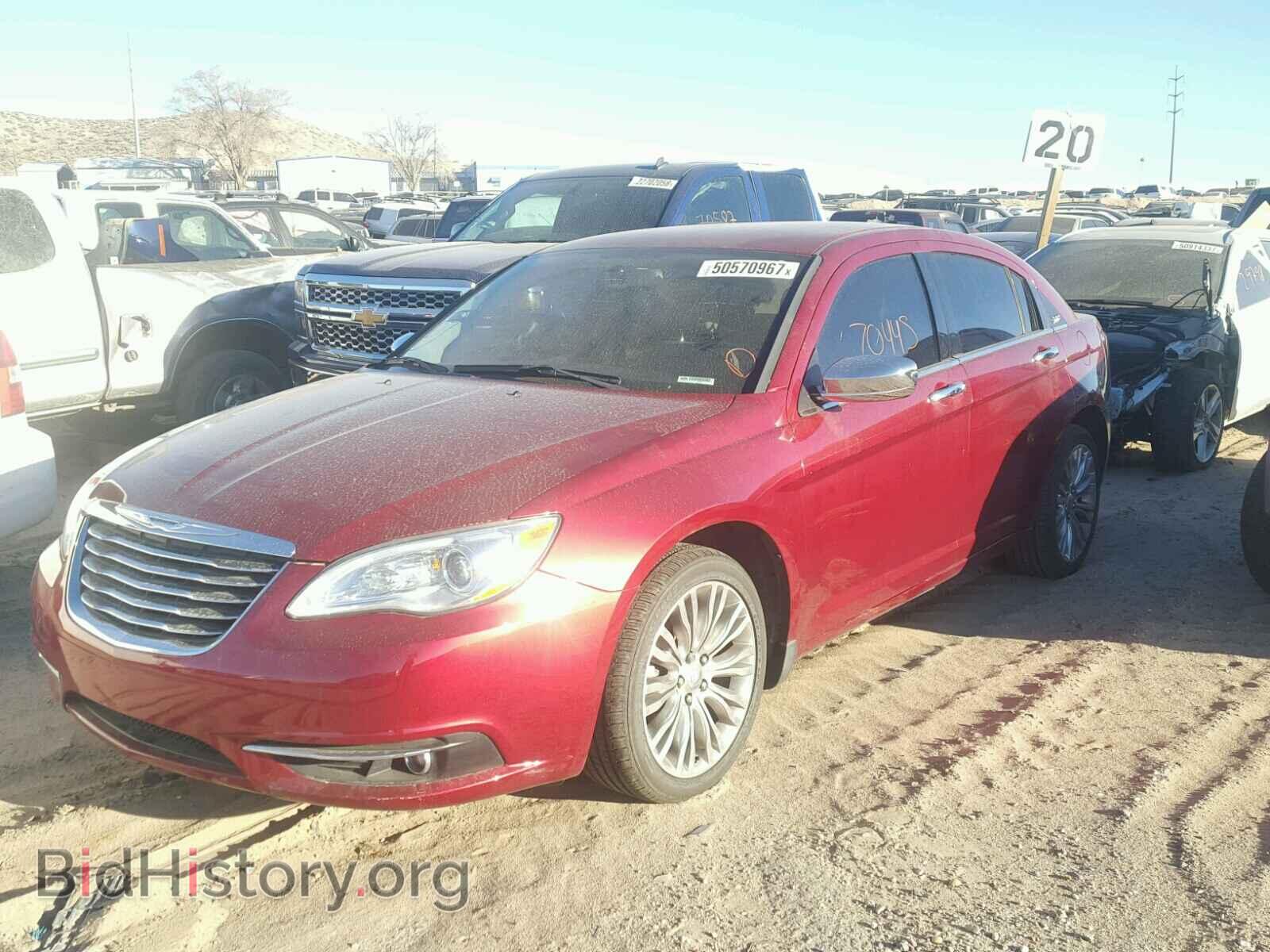 2012 CHRYSLER 200 - VIN: 1C3CCBCG5CN304218 - Фото 2