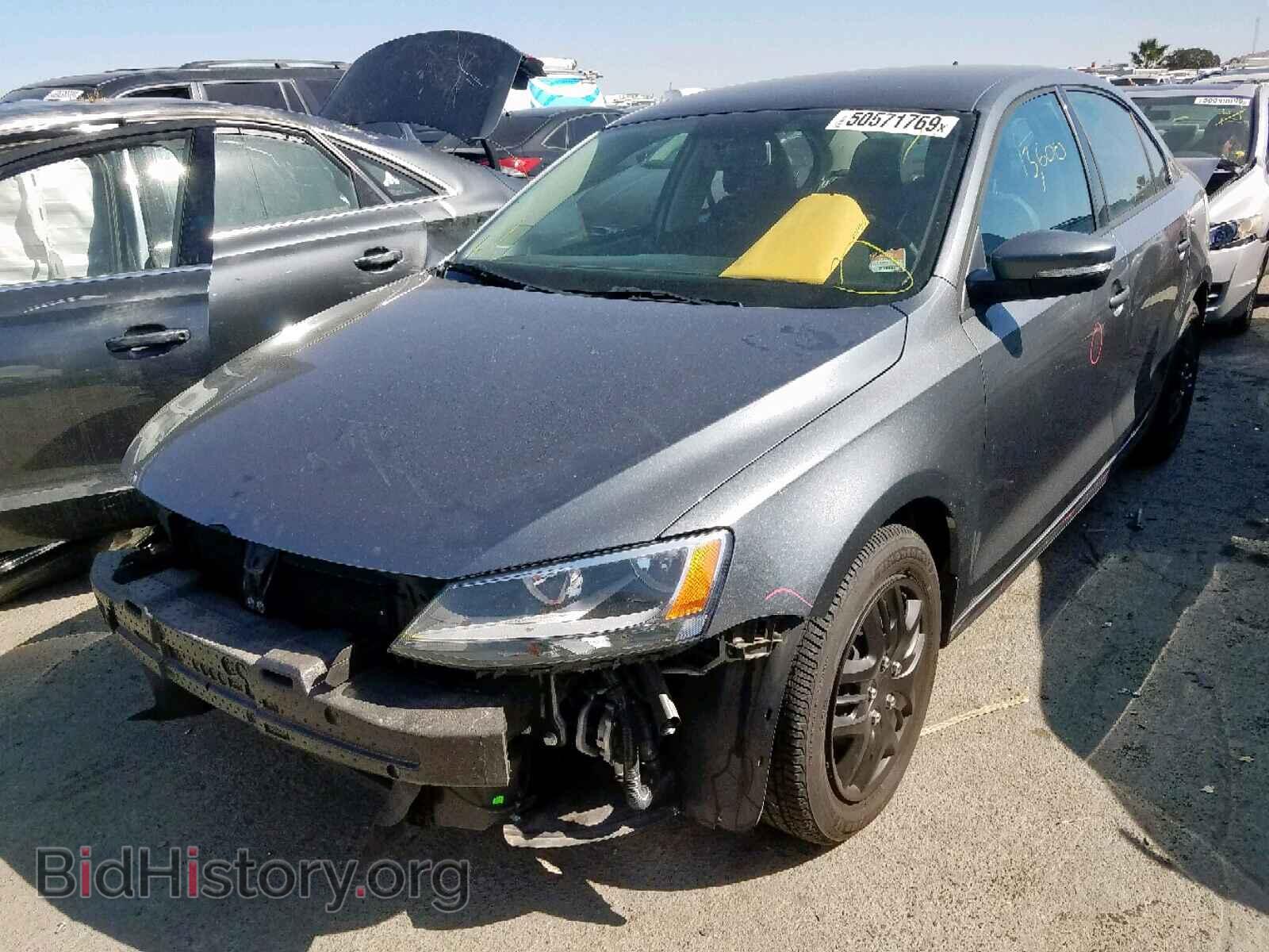 2014 VOLKSWAGEN JETTA - VIN: 3VWD17AJ8EM232488 - Photo 2