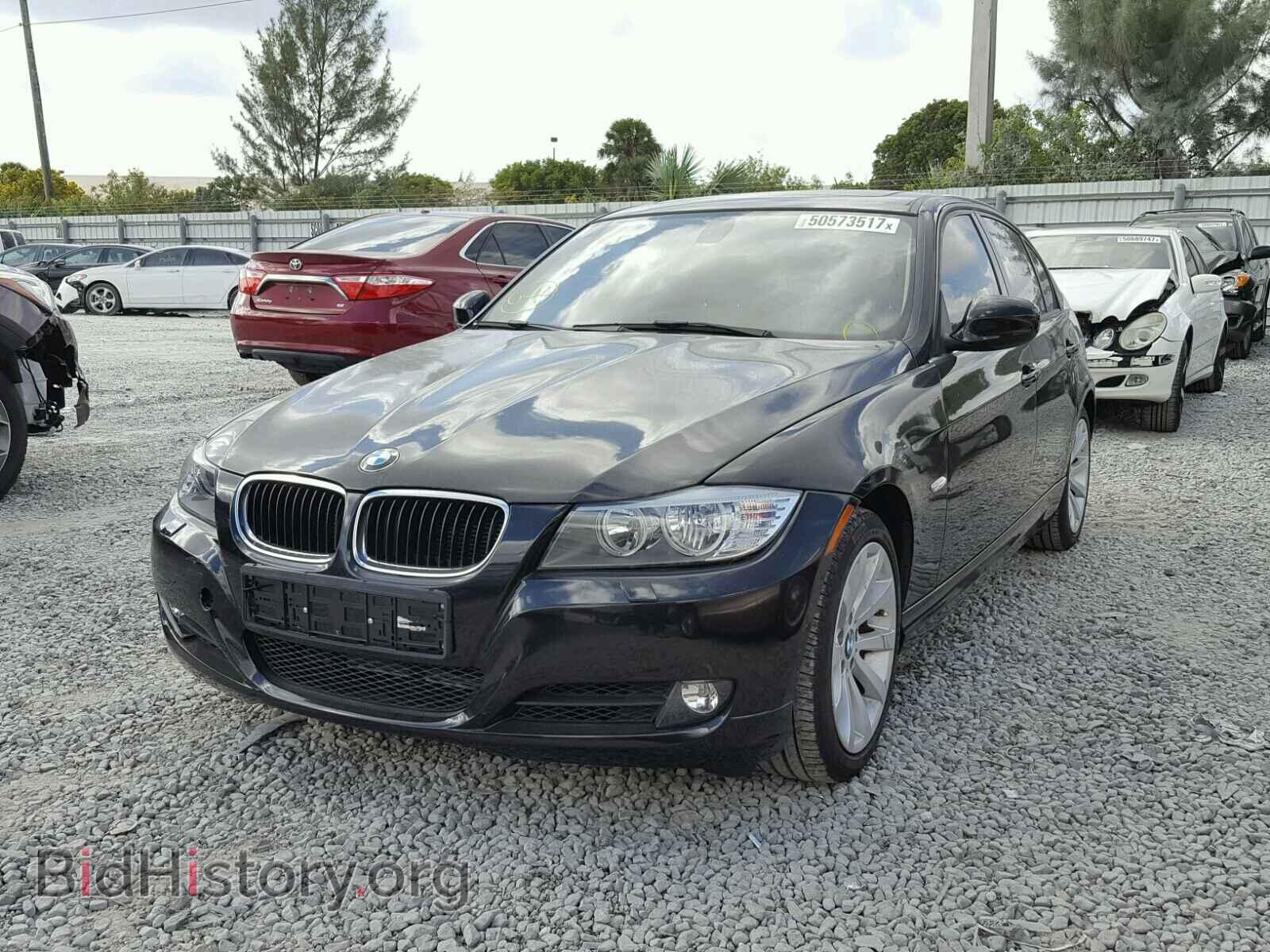 2011 BMW 3 SERIES - VIN: WBAPH7C59BE460557 - Фото 2