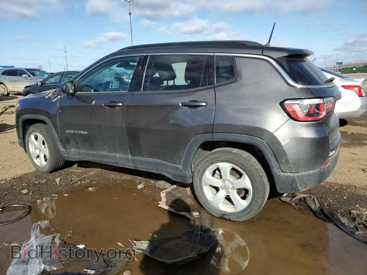 2018 JEEP COMPASS - VIN: 3C4NJCBB6JT322424 - Фото 2