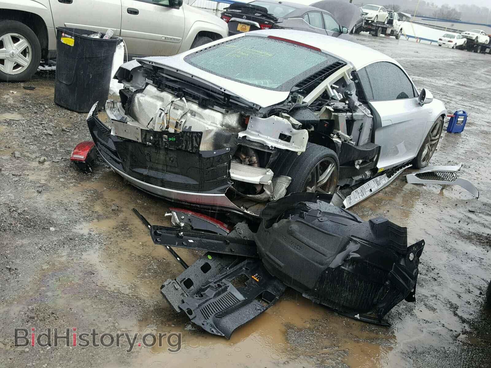 2012 AUDI R8 - VIN: WUAGNAFG7CN001974 - Фото 9