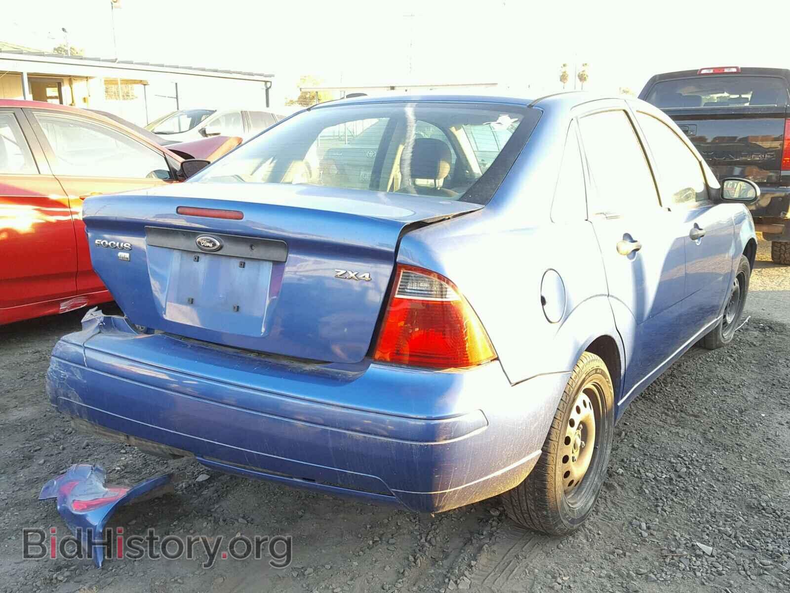 2005 FORD FOCUS - VIN: 1FAFP34N95W292335 - Фото 4