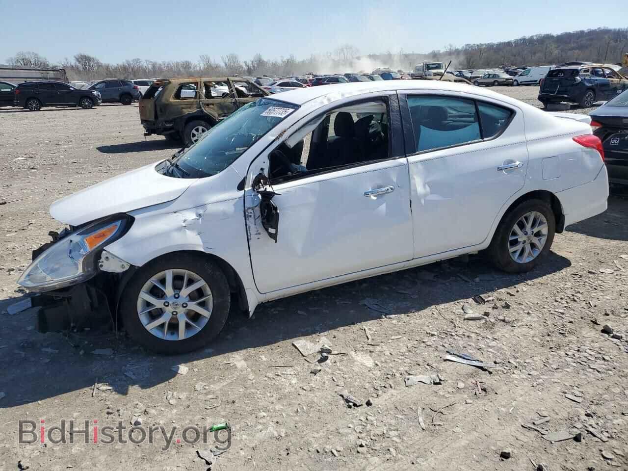 Photo 3N1CN7AP3KL800240 - NISSAN VERSA 2019
