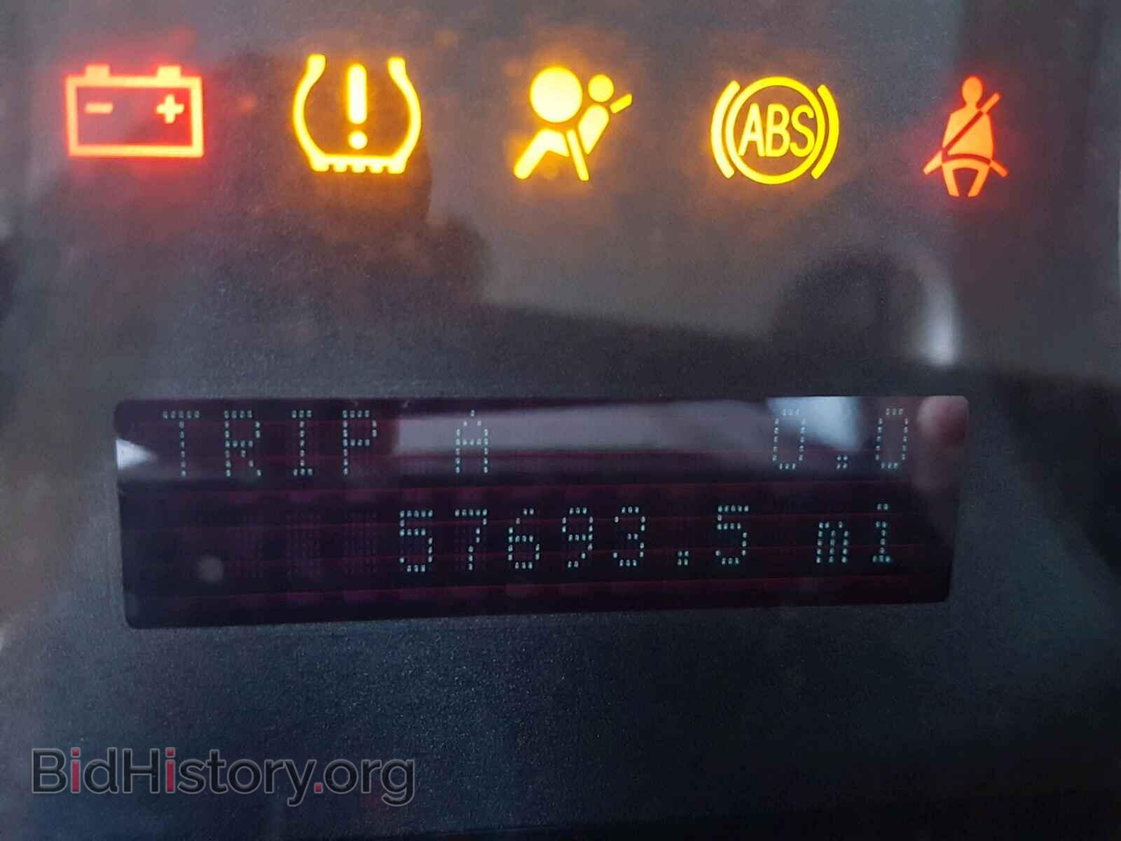 2011 FORD FOCUS - VIN: 1FAHP3FN8BW152018 - Photo 8