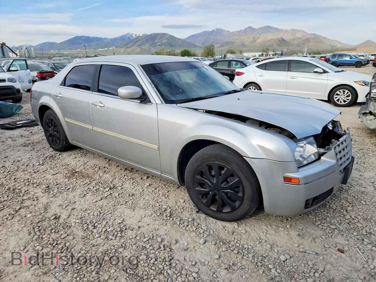 2007 CHRYSLER 300 - VIN: 2C3KA53G97H604927 - Фото 4
