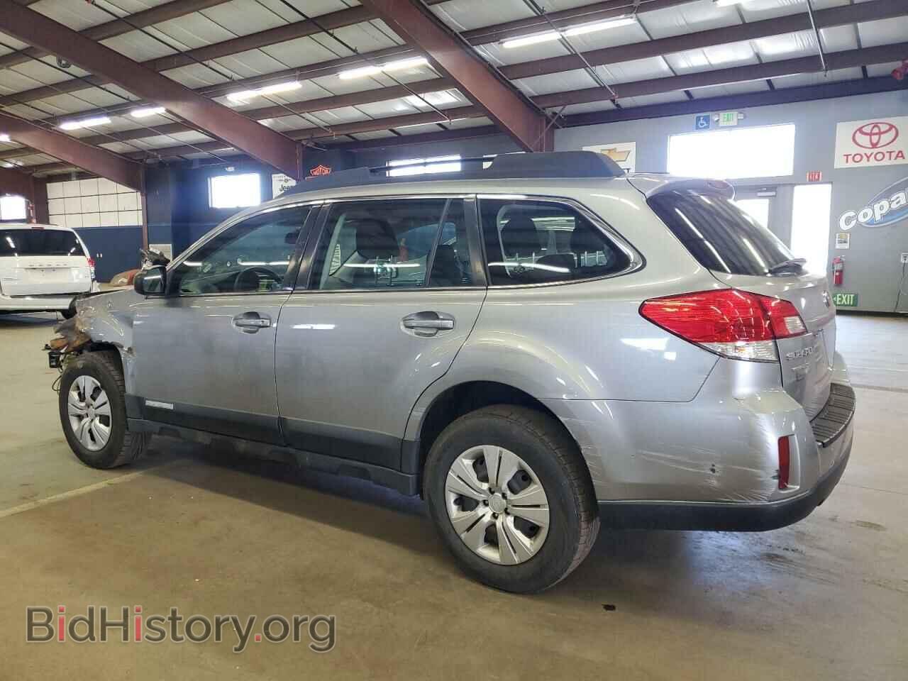 2011 SUBARU OUTBACK - VIN: 4S4BRBAC9B1355230 - Фото 2