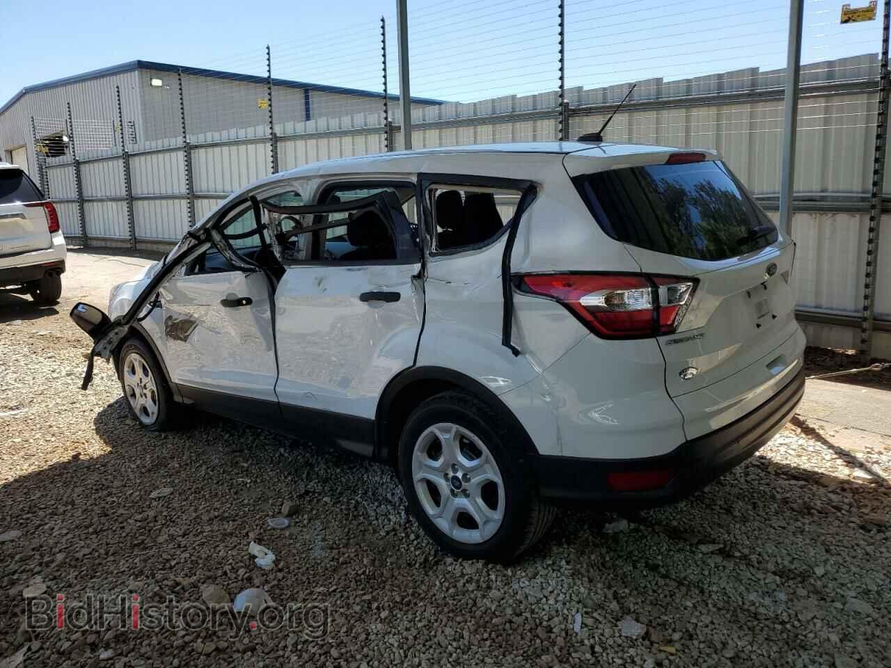 2018 FORD ESCAPE - VIN: 1FMCU0F73JUD00627 - Фото 2