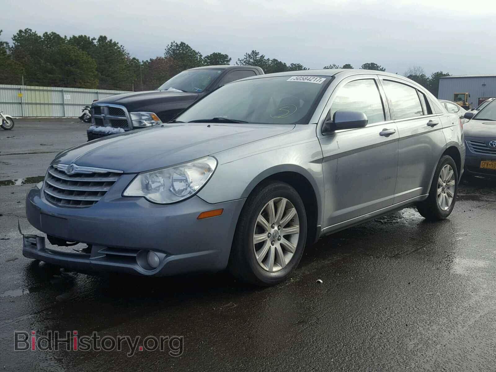 2010 CHRYSLER SEBRING - VIN: 1C3CC5FB4AN112982 - Фото 2