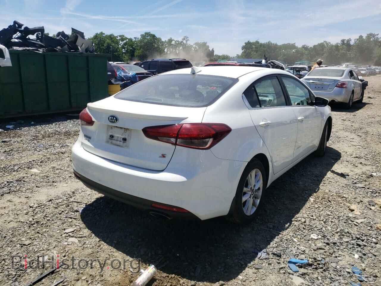 2017 KIA FORTE - VIN: 3KPFL4A78HE113931 - Фото 9