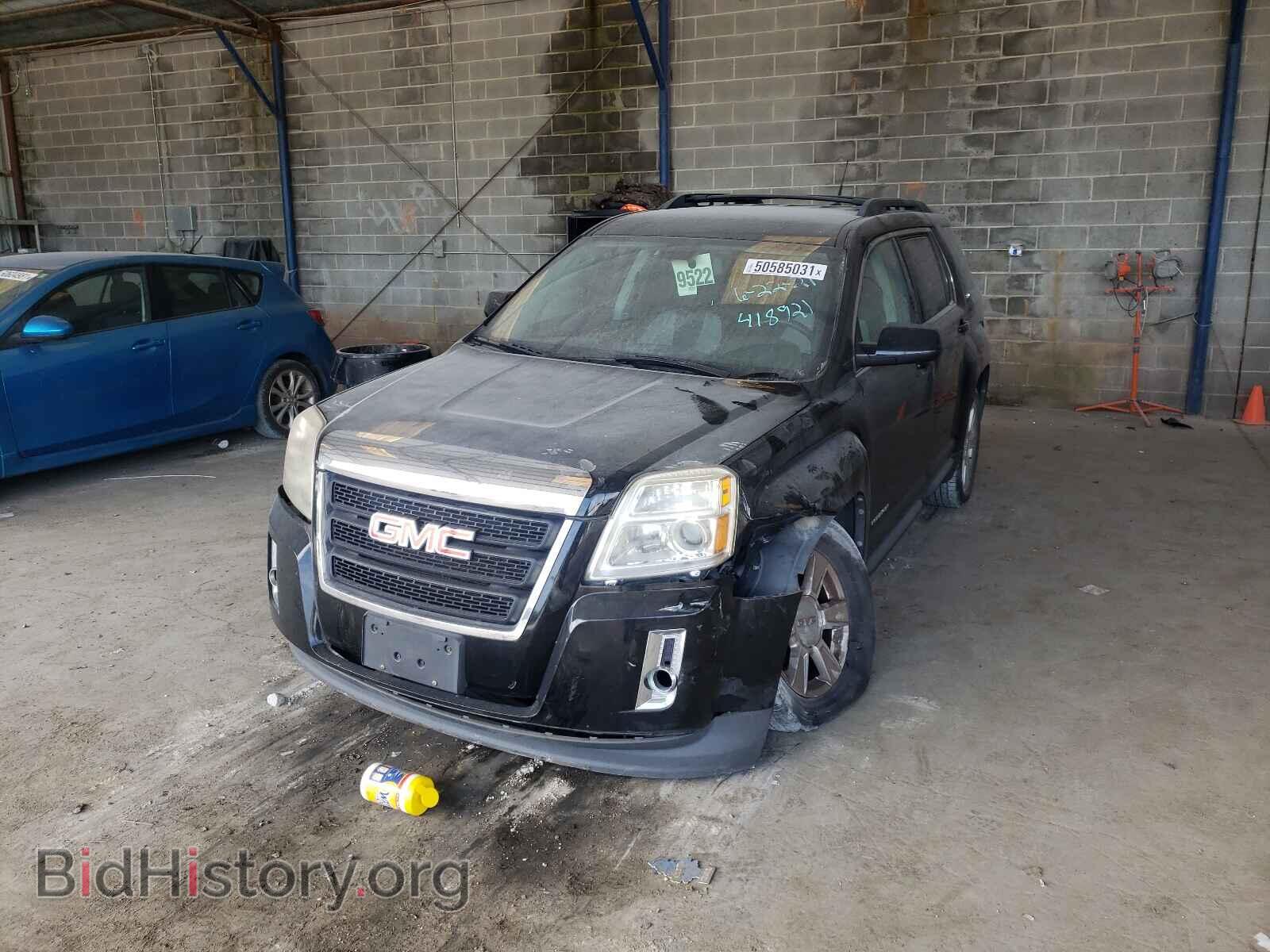 2011 GMC TERRAIN - VIN: 2CTALSEC5B6418921 - Photo 2