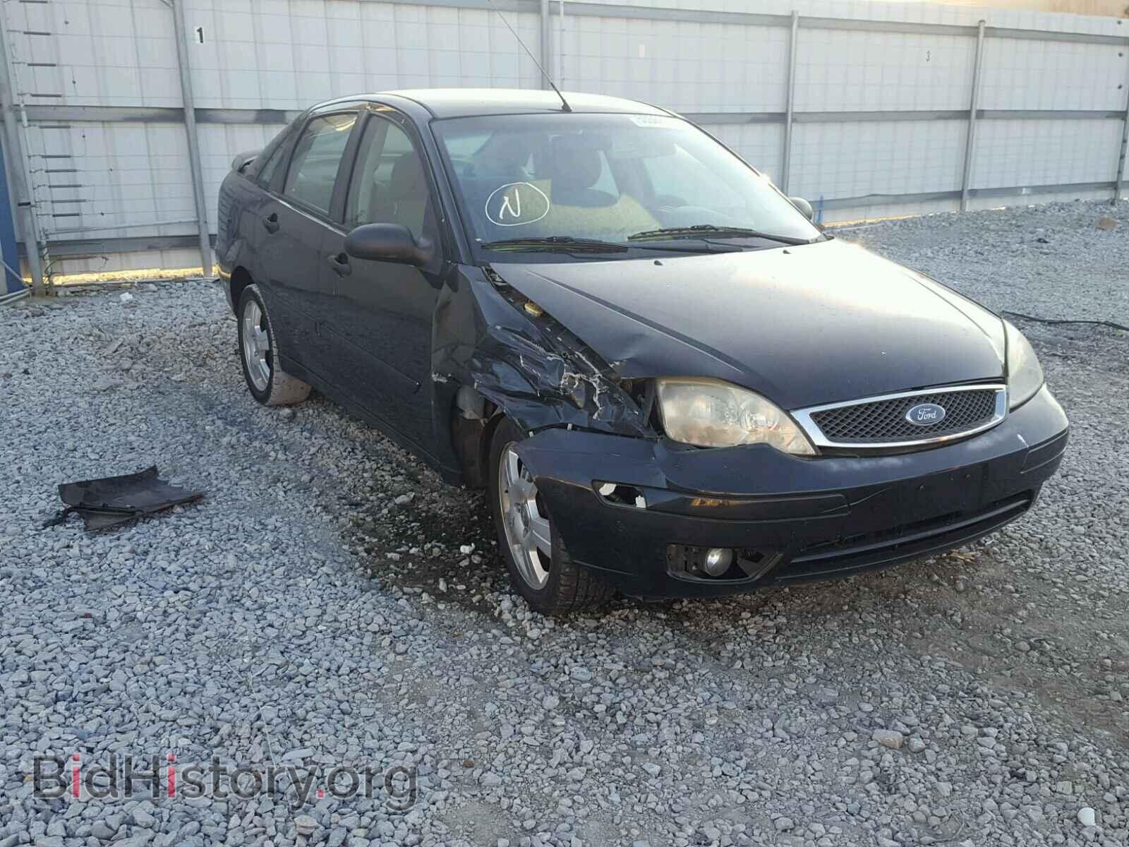 Photo 1FAFP34N95W115669 - FORD FOCUS 2005