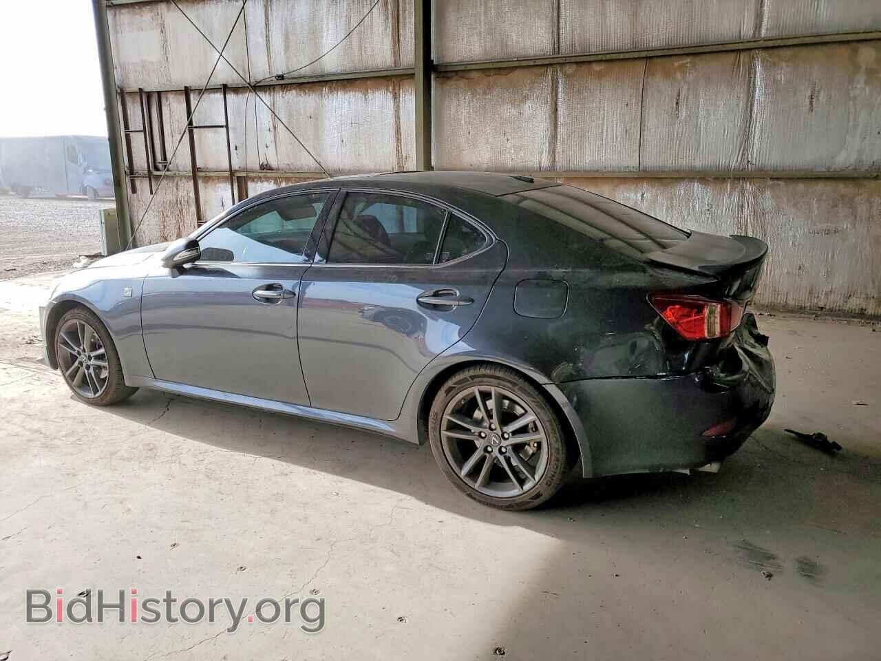 2011 LEXUS IS - VIN: JTHBF5C24B5131177 - Photo 2