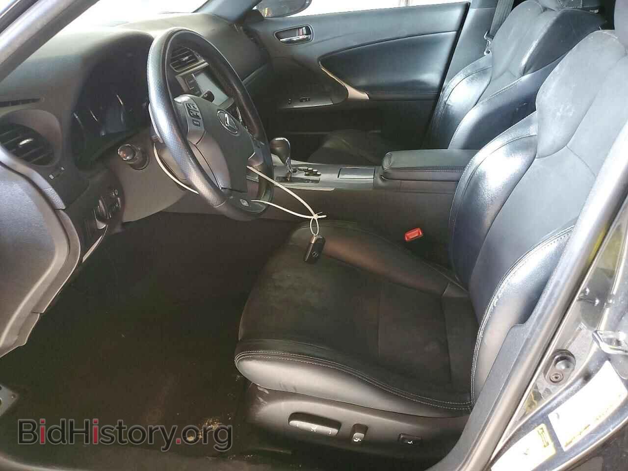 2011 LEXUS IS - VIN: JTHBF5C24B5131177 - Photo 7