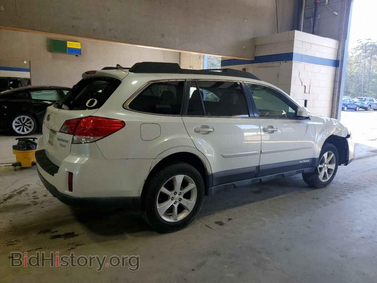 2014 SUBARU OUTBACK - VIN: 4S4BRBLC6E3324071 - Фото 3