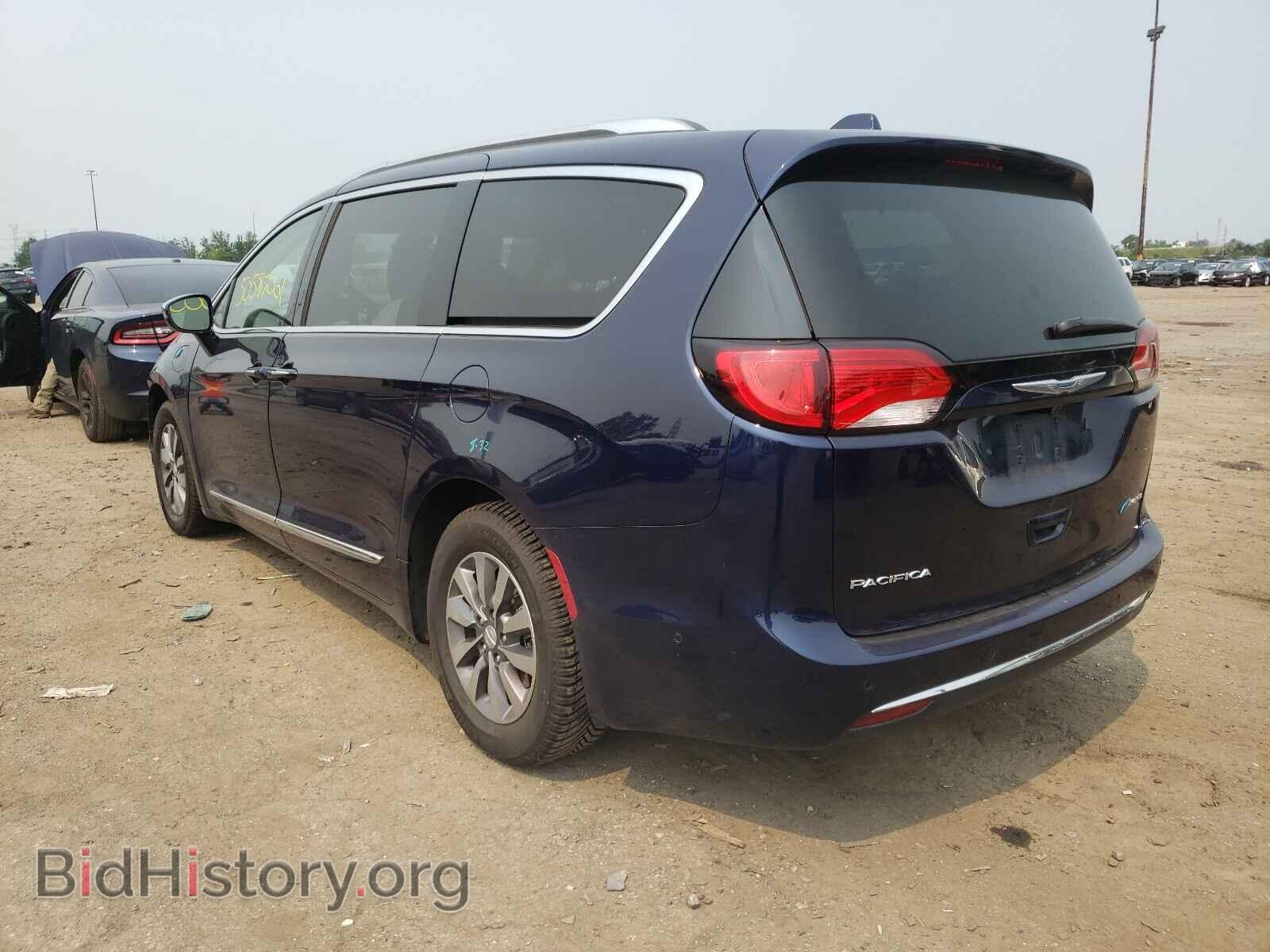 2019 CHRYSLER PACIFICA - VIN: 2C4RC1N76KR636571 - Фото 3
