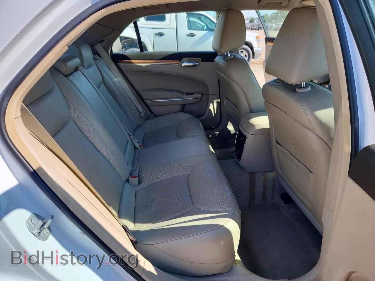 2014 CHRYSLER 300 - VIN: 2C3CCAEG4EH379740 - Фото 10