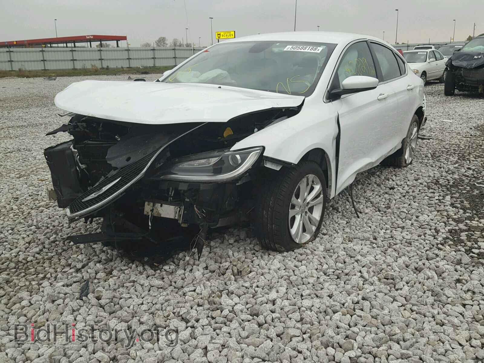 2016 CHRYSLER 200 - VIN: 1C3CCCAB1GN150982 - Фото 2