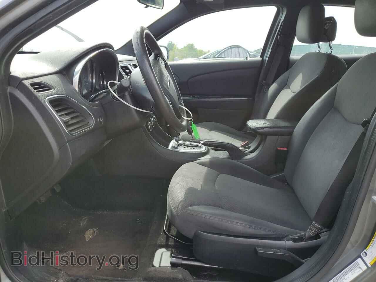 2012 CHRYSLER 200 - VIN: 1C3CCBAB5CN282700 - Фото 7