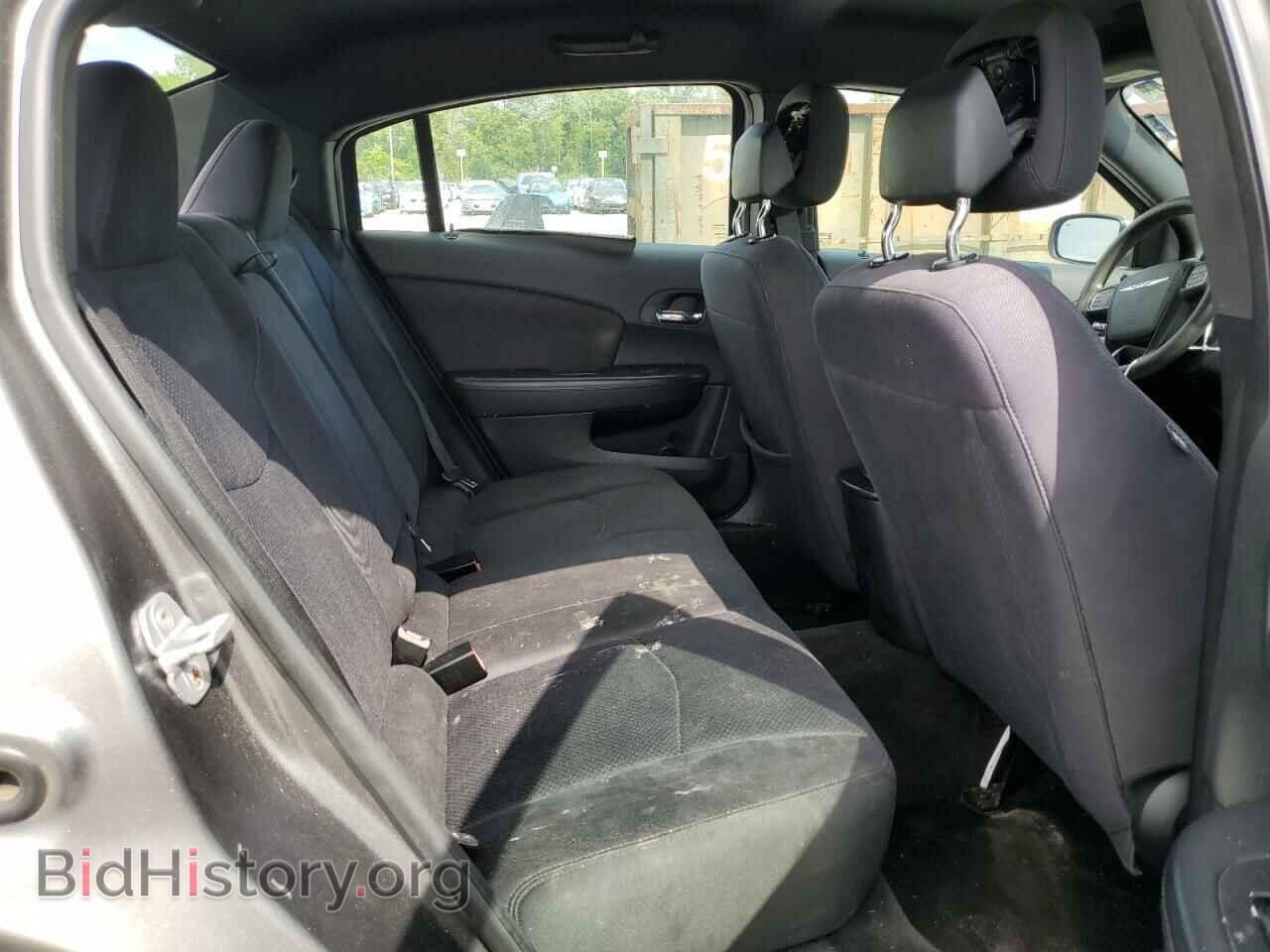 2012 CHRYSLER 200 - VIN: 1C3CCBAB5CN282700 - Фото 10
