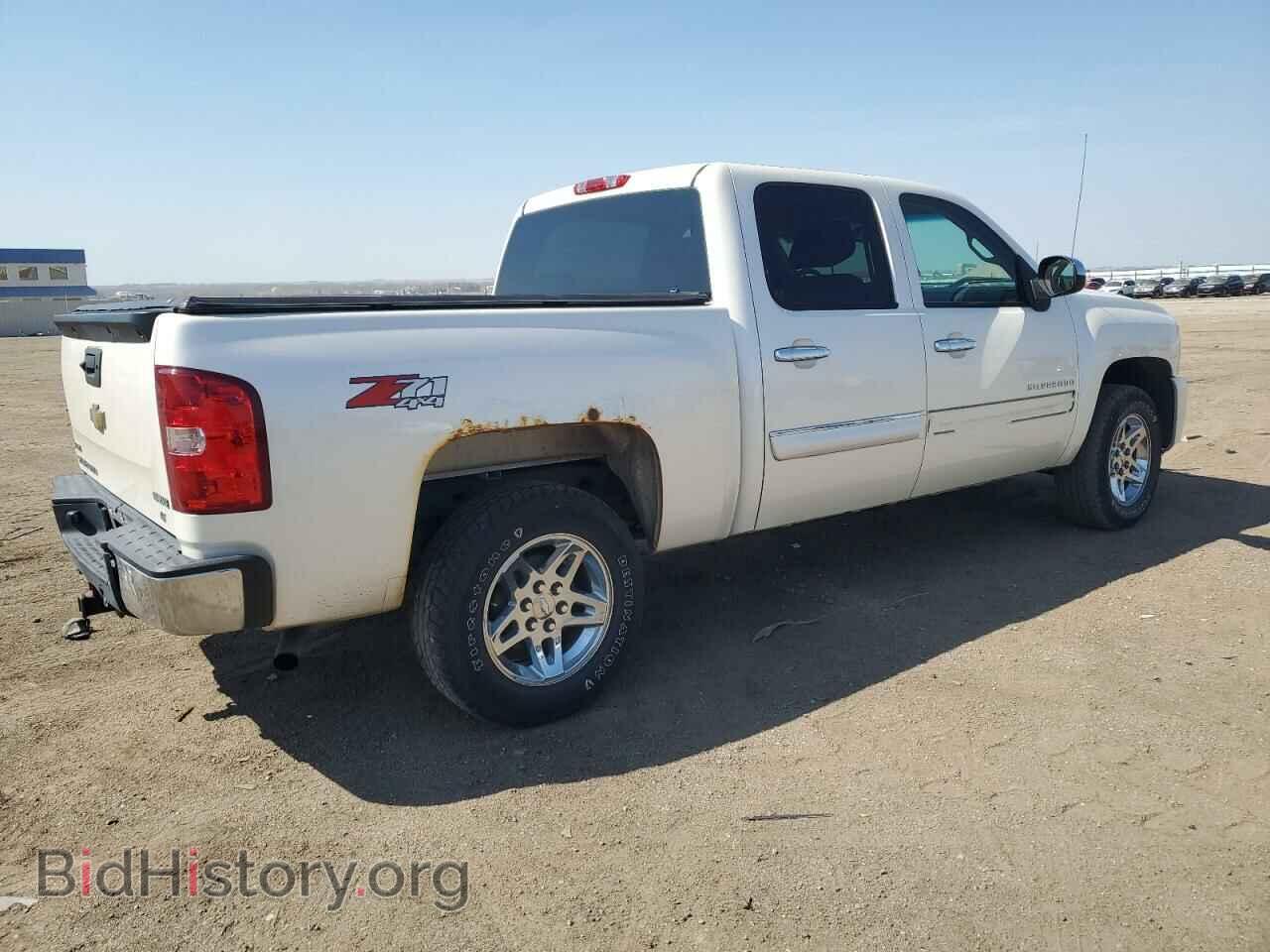 2011 CHEVROLET ALL Models - VIN: 3GCPKSE35BG351945 - Фото 3