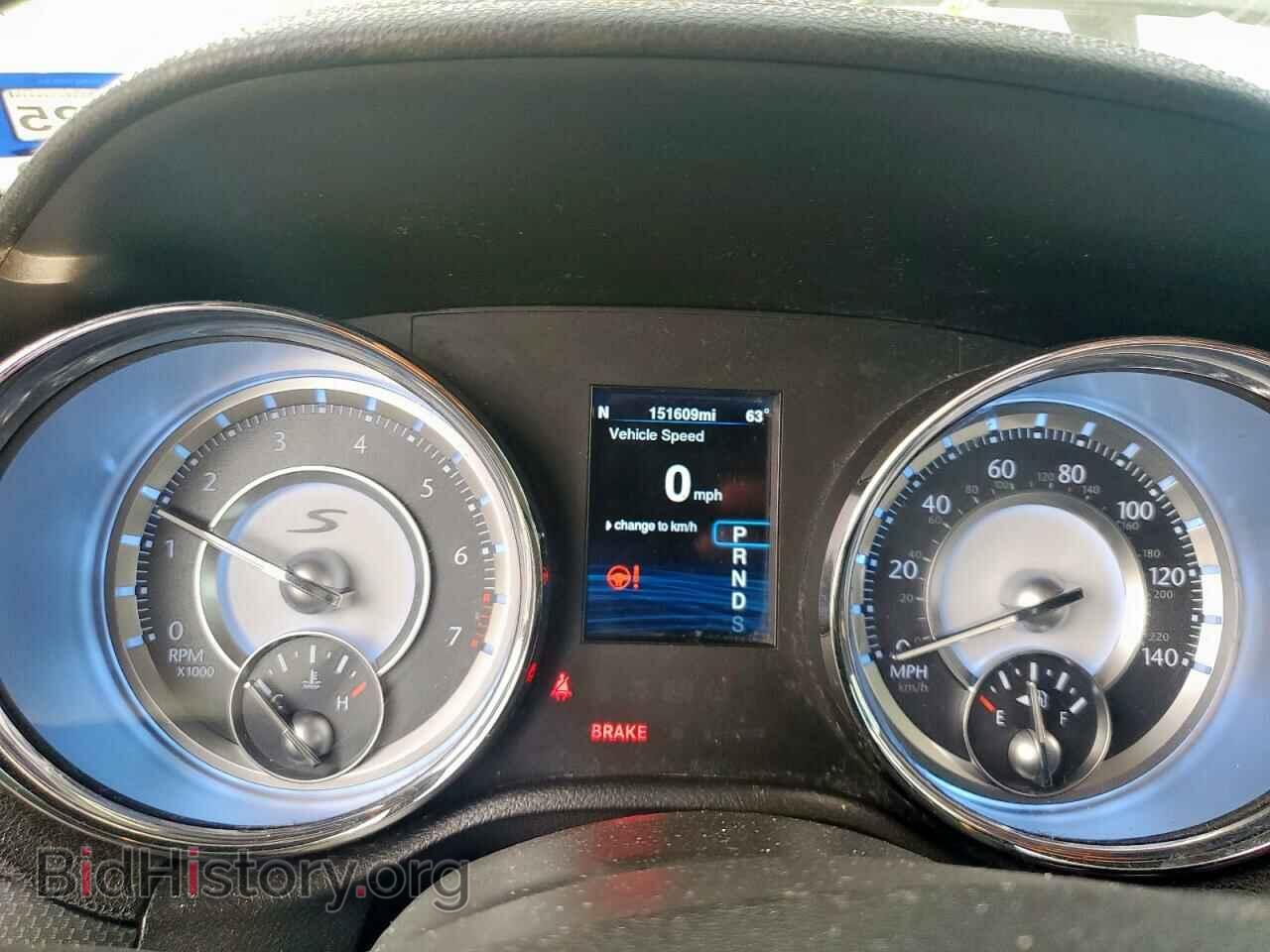 2014 CHRYSLER 300 - VIN: 2C3CCABG9EH358211 - Фото 9
