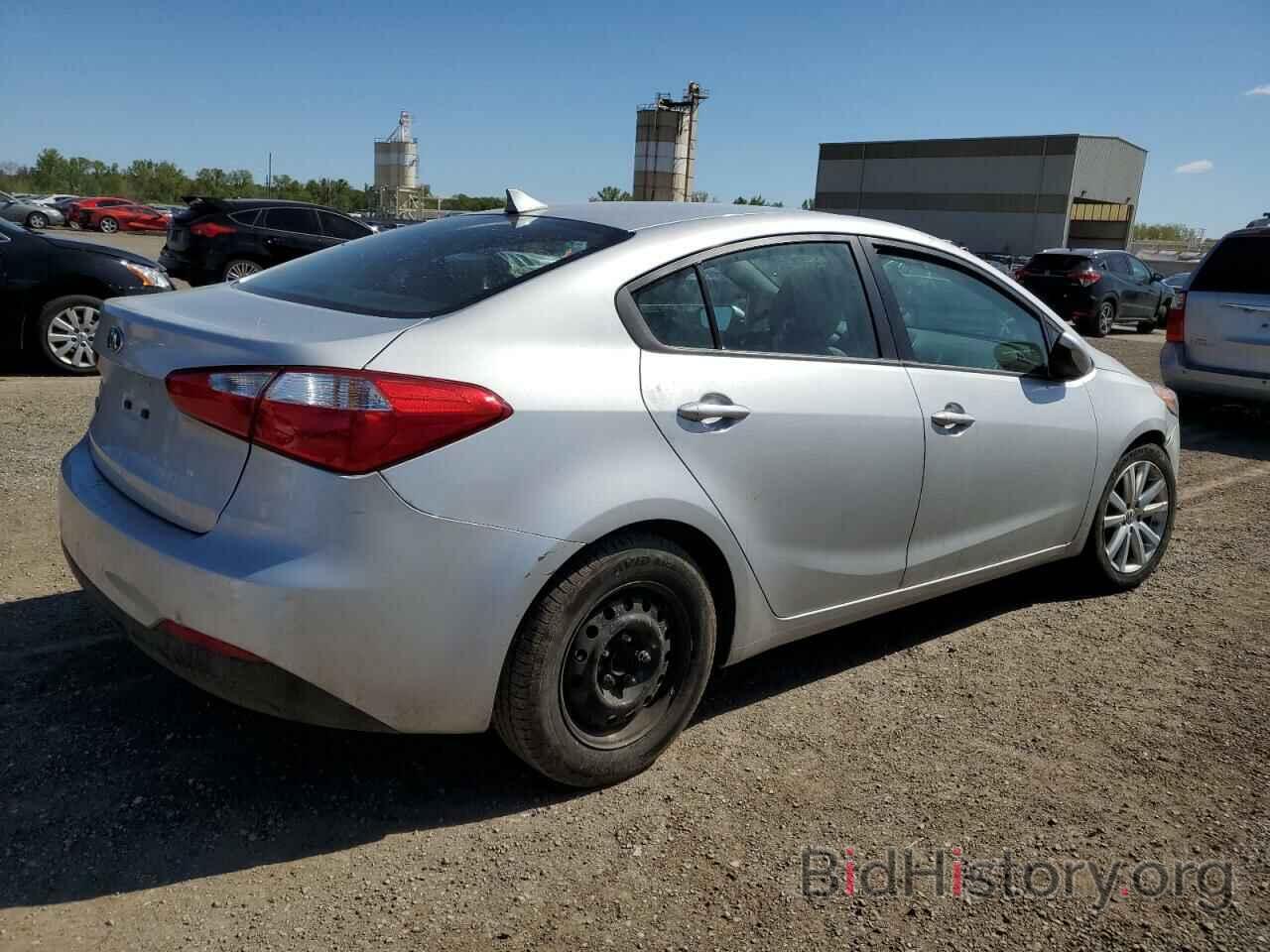 Report KNAFK4A65G5533776 KIA FORTE 2016 SILVER GAS - price and damage ...